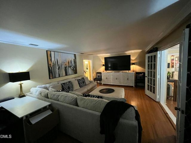 523 Wildwood Lane, Burlington, NC 27215