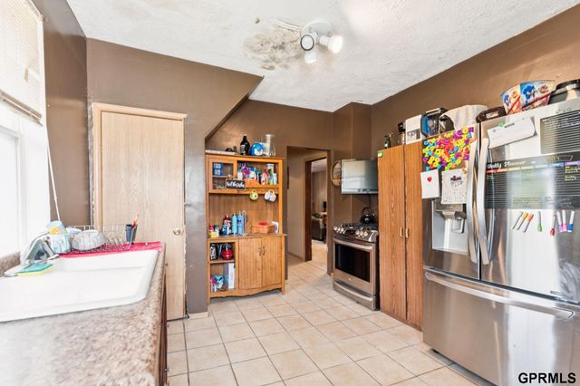 2315 Kansas Avenue, Omaha, NE 68110