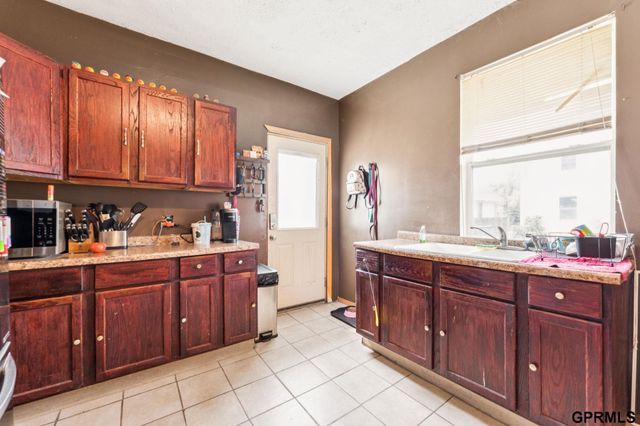 2315 Kansas Avenue, Omaha, NE 68110