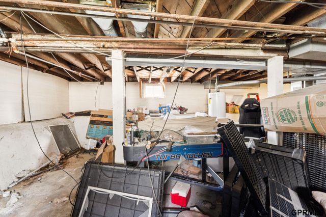 2315 Kansas Avenue, Omaha, NE 68110