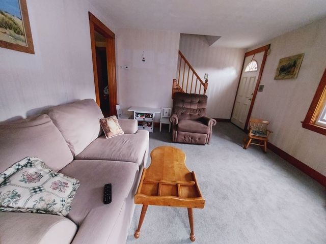 11 Raymond Rd, Stoneham, MA 02180