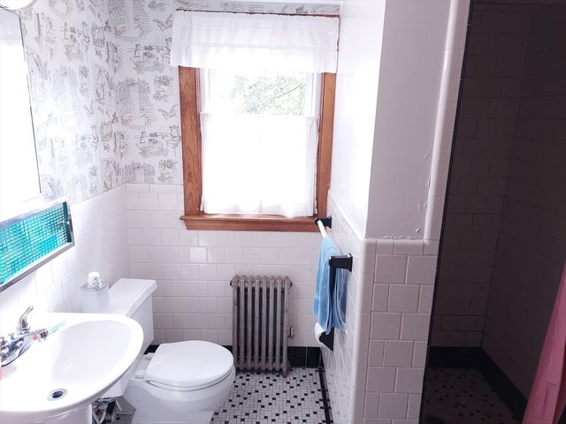 11 Raymond Rd, Stoneham, MA 02180