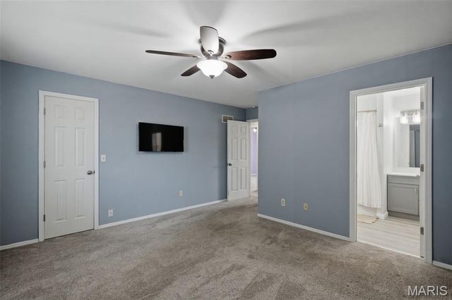 2021 Twin Fawns Court, St Peters, MO 63376