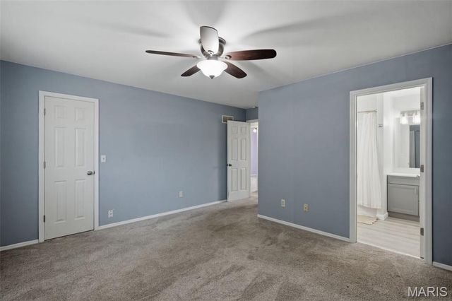 2021 Twin Fawns Court, St Peters, MO 63376