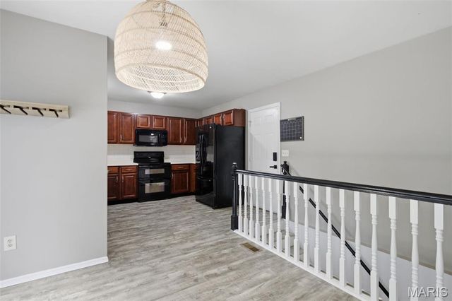 2021 Twin Fawns Court, St Peters, MO 63376