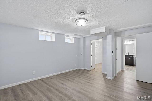 2021 Twin Fawns Court, St Peters, MO 63376