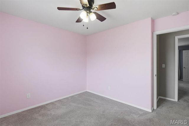 2021 Twin Fawns Court, St Peters, MO 63376