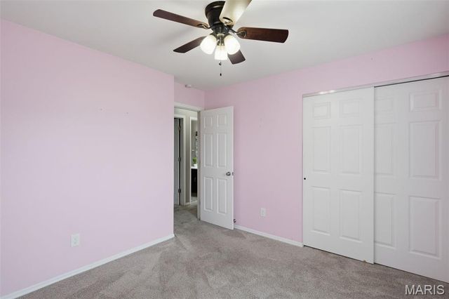 2021 Twin Fawns Court, St Peters, MO 63376