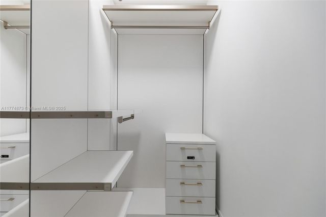 15701 Collins Ave 1004, Sunny Isles Beach, FL 33160