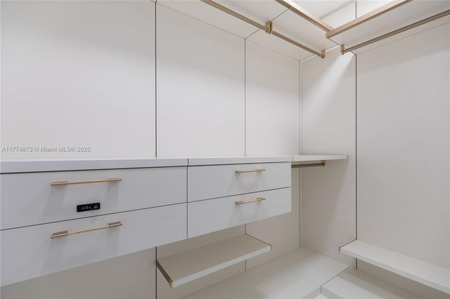 15701 Collins Ave 1004, Sunny Isles Beach, FL 33160