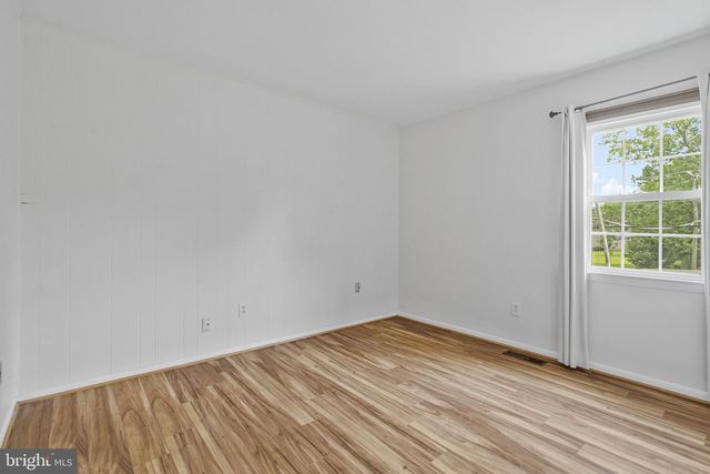 1107 TREESIDE LN, Herndon, VA 20170