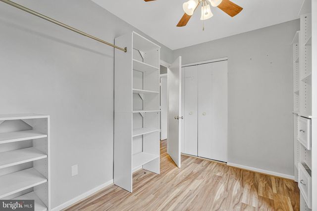 1107 TREESIDE LN, Herndon, VA 20170