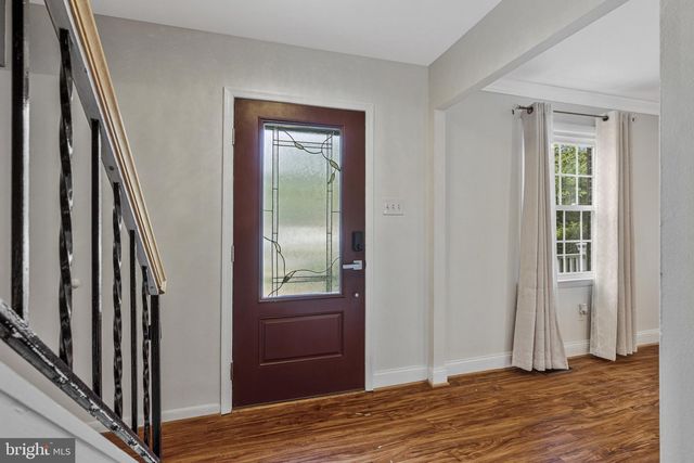 1107 TREESIDE LN, Herndon, VA 20170