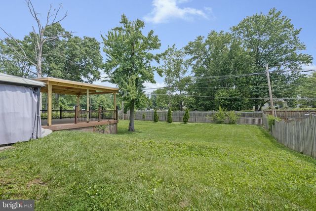 1107 TREESIDE LN, Herndon, VA 20170
