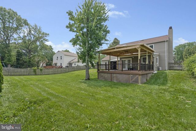 1107 TREESIDE LN, Herndon, VA 20170