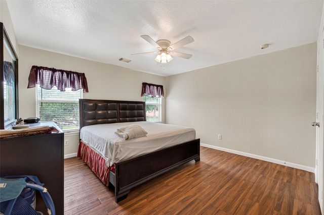 15510 Satsuma Point Court, Houston, TX 77049