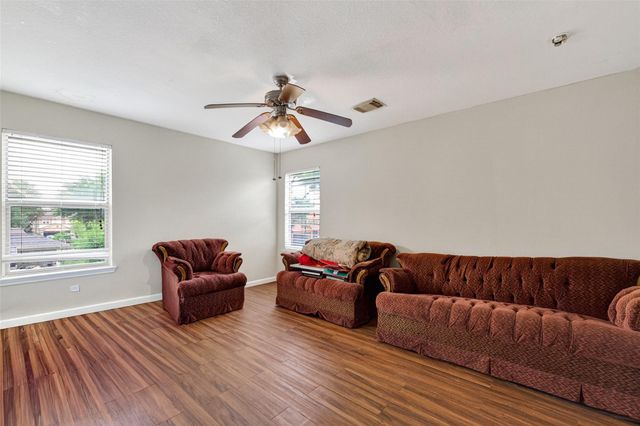 15510 Satsuma Point Court, Houston, TX 77049