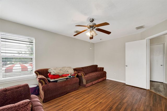 15510 Satsuma Point Court, Houston, TX 77049