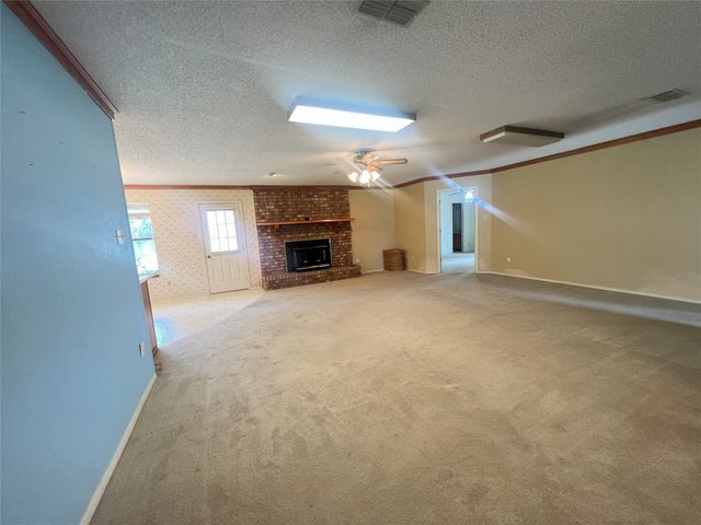1605 Debbie Street, Sulphur Springs, TX 75482