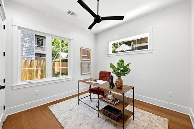 2212 Canterbury ST 1, Austin, TX 78702