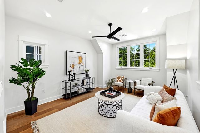 2212 Canterbury ST 1, Austin, TX 78702