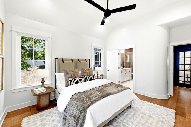 2212 Canterbury ST 1, Austin, TX 78702