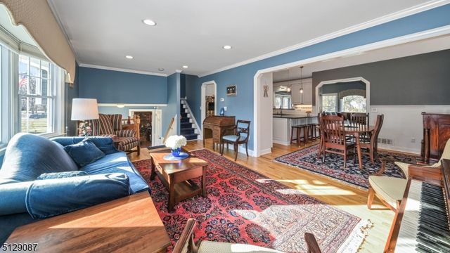 47 Colfax Dr, Pequannock Twp., NJ 07440