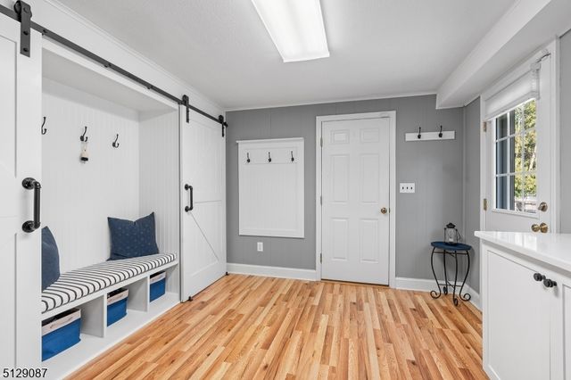 47 Colfax Dr, Pequannock Twp., NJ 07440