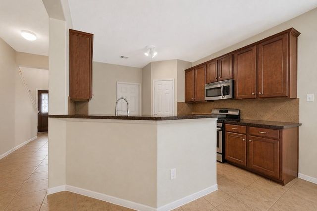 4605 Meadow Way Drive, Deer Park, TX 77536