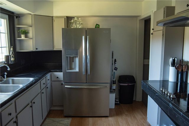 10395 State Route 85, Cowanshanock Twp, PA 16201