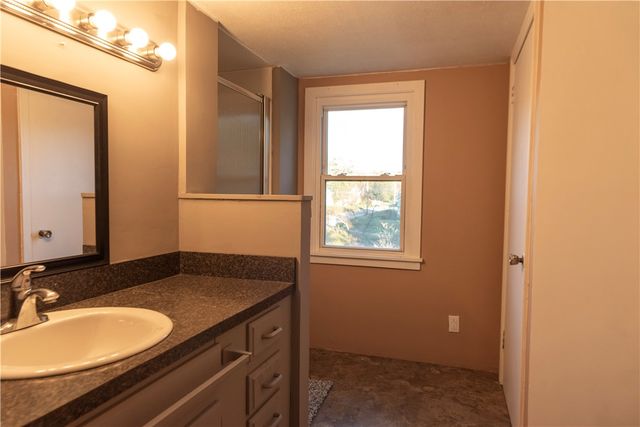 10395 State Route 85, Cowanshanock Twp, PA 16201