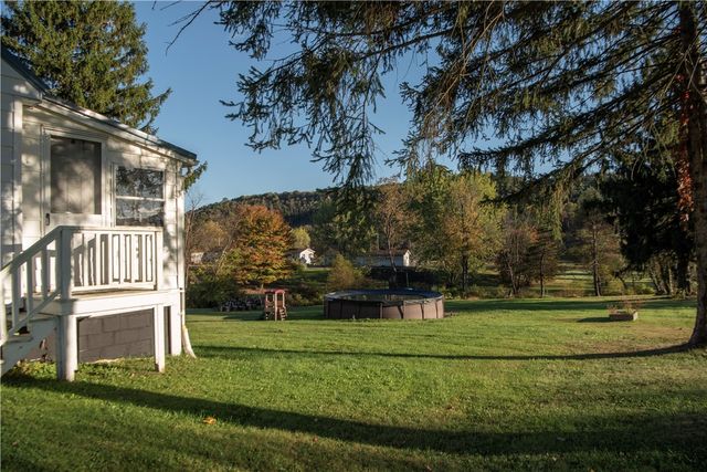 10395 State Route 85, Cowanshanock Twp, PA 16201