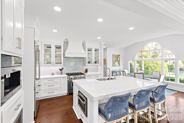 6312 Providence Country Club Drive, Charlotte, NC 28277