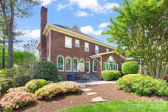 6312 Providence Country Club Drive, Charlotte, NC 28277