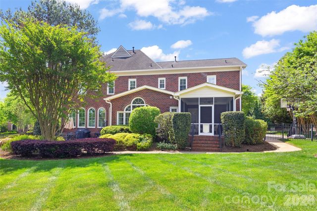 6312 Providence Country Club Drive, Charlotte, NC 28277