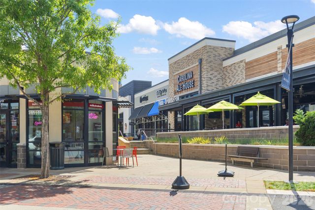 6312 Providence Country Club Drive, Charlotte, NC 28277