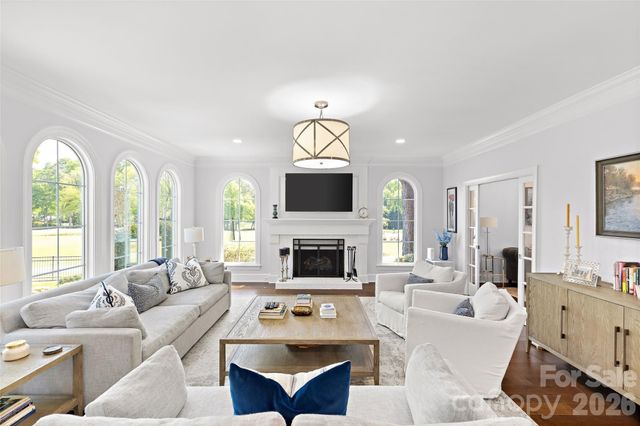 6312 Providence Country Club Drive, Charlotte, NC 28277