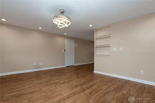 1681 Hillwood Drive, Kettering, OH 45439