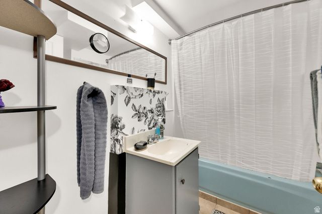 4370 W 5295 S, Kearns, UT 84118