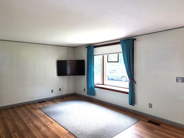 88 Walpole Valley Road, Alstead, NH 03602