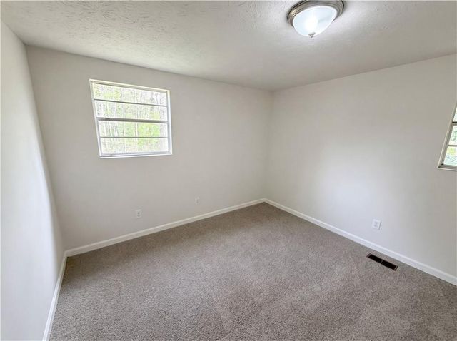 6372 S Skyline Drive, Douglasville, GA 30135
