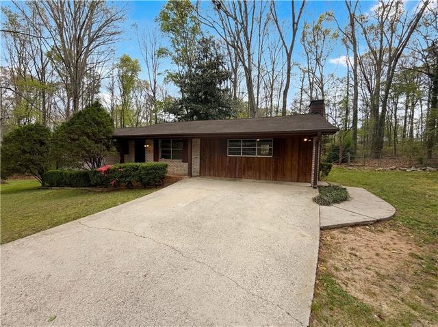 6372 S Skyline Drive, Douglasville, GA 30135