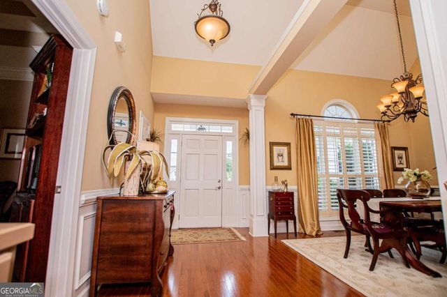 106 Emily Court, Carrollton, GA 30117
