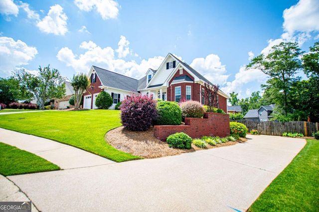 106 Emily Court, Carrollton, GA 30117