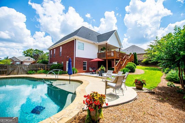 106 Emily Court, Carrollton, GA 30117