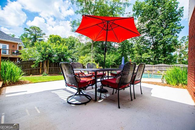 106 Emily Court, Carrollton, GA 30117