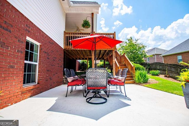106 Emily Court, Carrollton, GA 30117