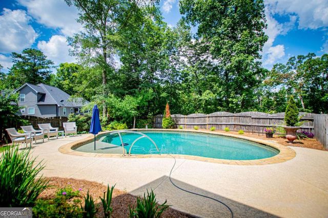 106 Emily Court, Carrollton, GA 30117