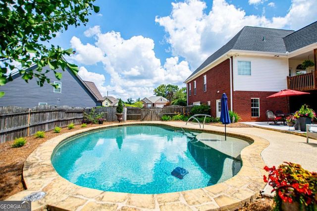 106 Emily Court, Carrollton, GA 30117