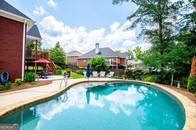 106 Emily Court, Carrollton, GA 30117